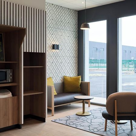 B&B Hotel Cergy Saint-Christophe Gare 외부 사진