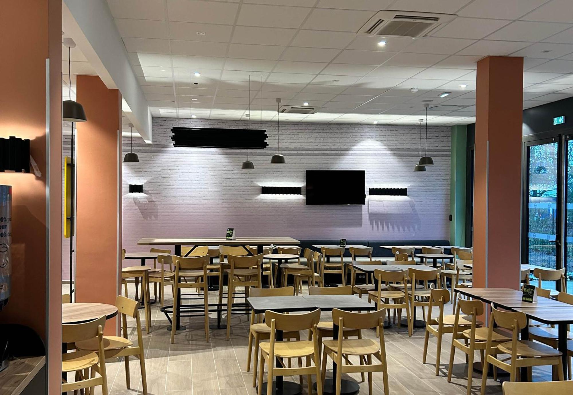 B&B Hotel Cergy Saint-Christophe Gare 외부 사진